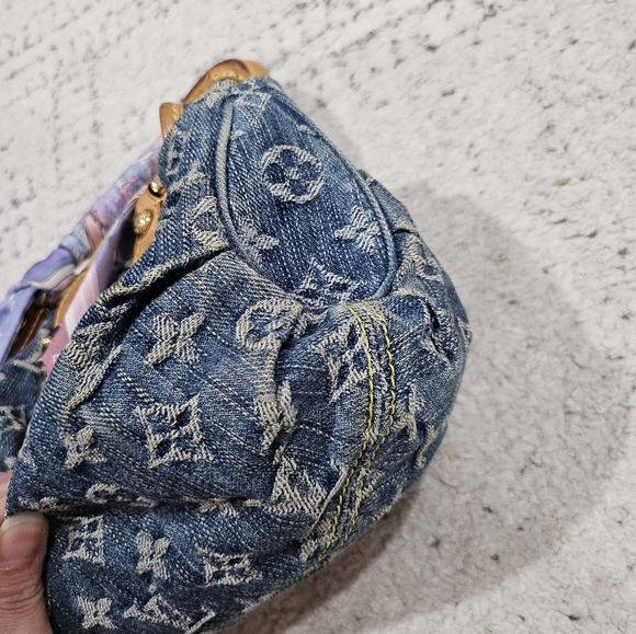SOLD!! Louis Vuitton Monogram Denim Pleaty Bag W/ LV Twilly - Picture 10 of 13